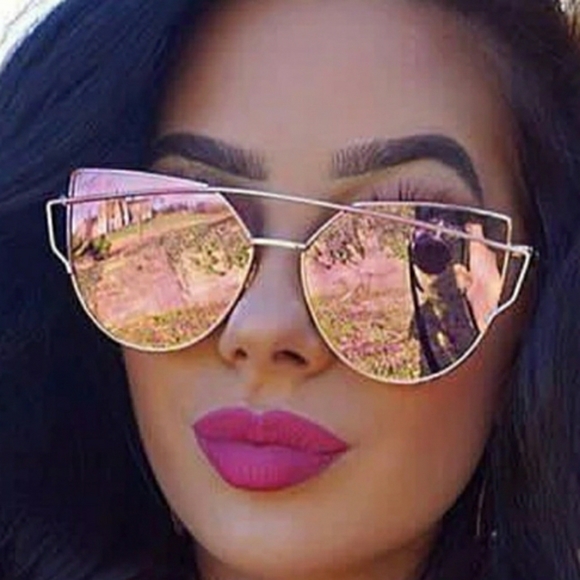 Accessories - Rose Gold Luxury Cat Eye Sunglasses